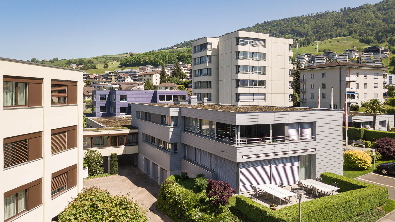 Mesch-Seematt_Drohne Haus Rigi_head.jpg